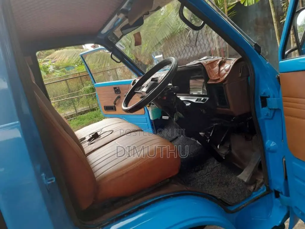 Isuzu ELF 1979 Lorry (Used)
