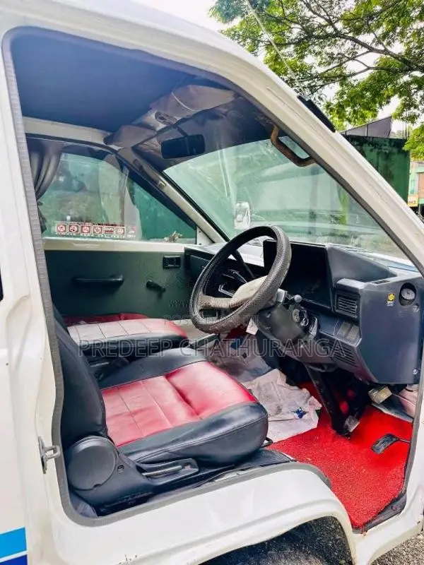 Toyota Liteace 2000 Lorry (Used)