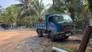 Mitsubishi Canter Dumptruck Tipper 1999 Lorry (Used)