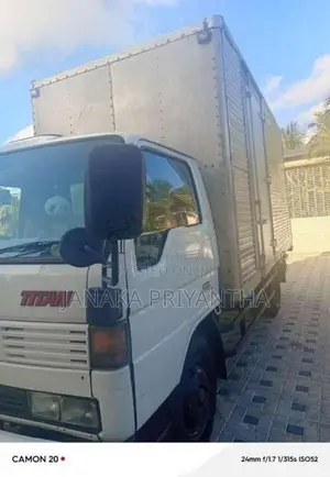 Mazda 145 1994 Lorry (Used)