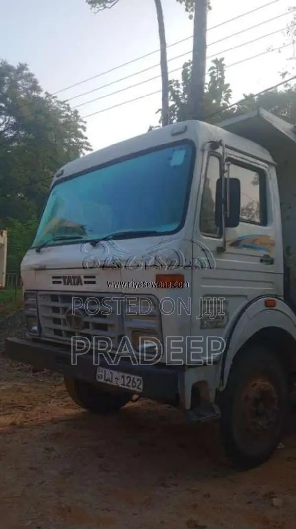Tata Tipper 2012 Lorry (Used)