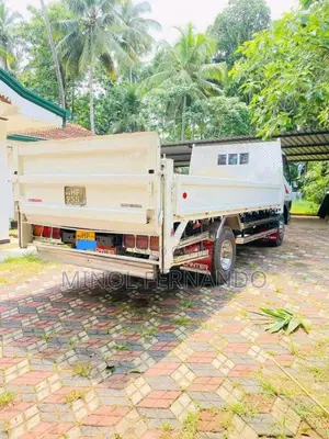 Mitsubishi Canter 1998 Lorry (Used)