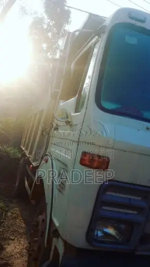 Tata Tipper 2012 Lorry (Used)