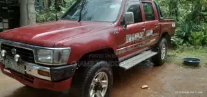Toyota Hilux 1984 Pickup (Used)