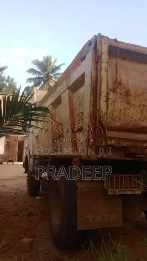 Tata Tipper 2012 Lorry (Used)