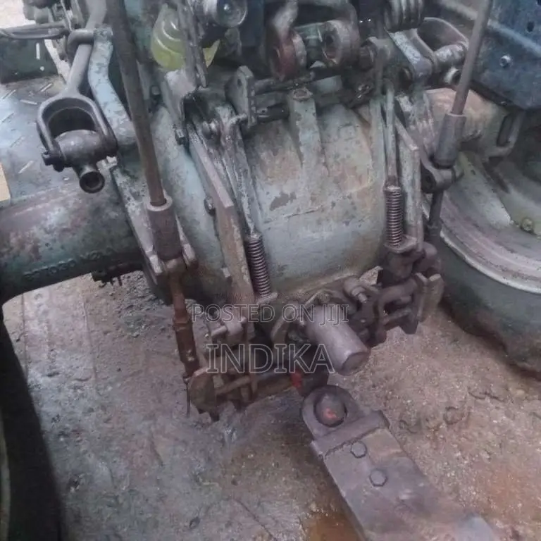 Massey-Ferguson Dl 135 1967 Tractor (Used)