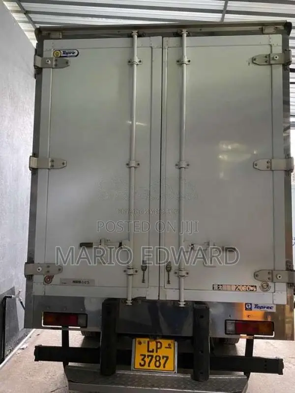 Mitsubishi Fuso 2013 Lorry (Used)