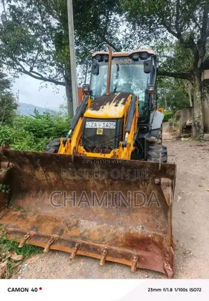 JCB 3CX 2011 Heavy-Duty (Used)