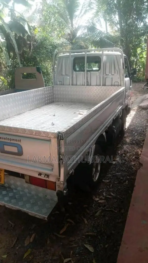 Toyota Dyna 1980 Lorry (Used)