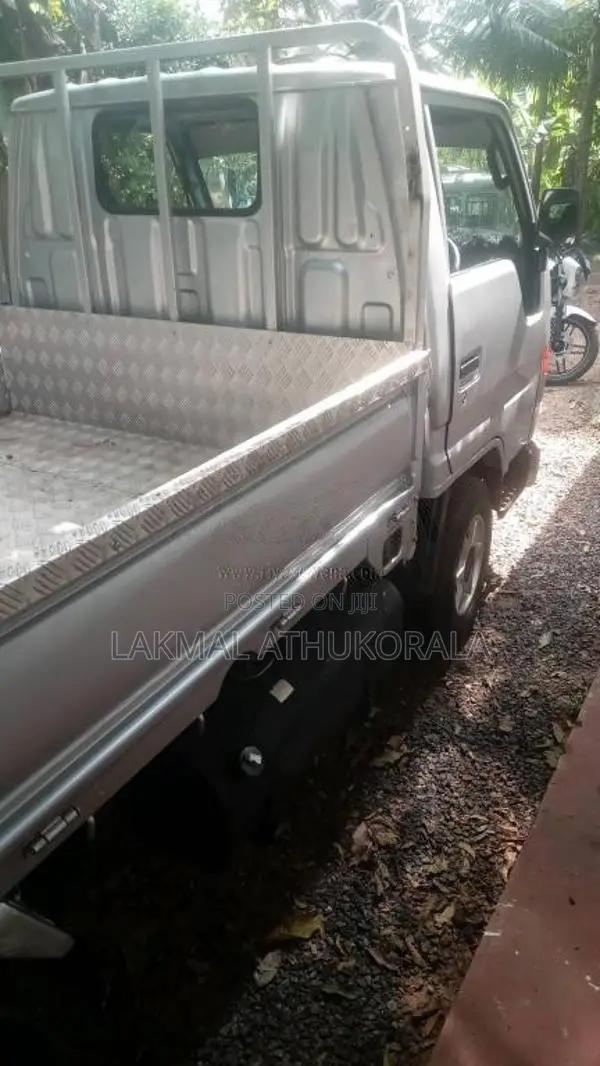 Toyota Dyna 1980 Lorry (Used)
