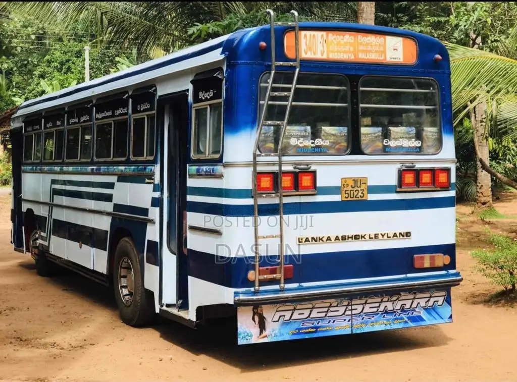 Ashok-Leyland Viking 2005 Bus (Used)