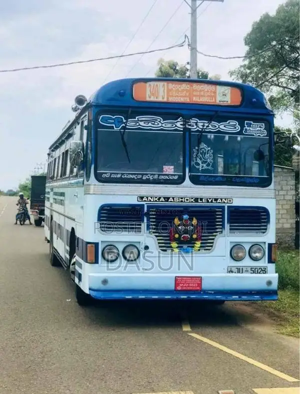 Ashok-Leyland Viking 2005 Bus (Used)