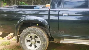 Mitsubishi L200 2006 Pickup (Used)