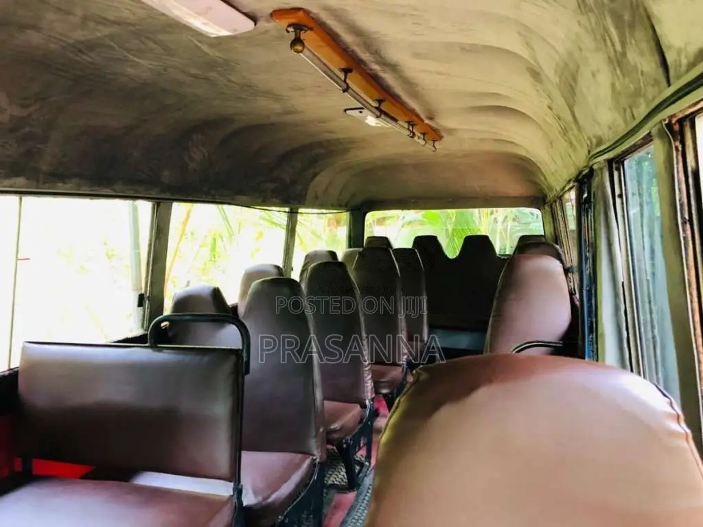 Isuzu Journey 1994 Bus (Used)