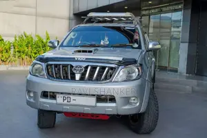 Toyota Hilux Vigo 2011 Pickup (Used)