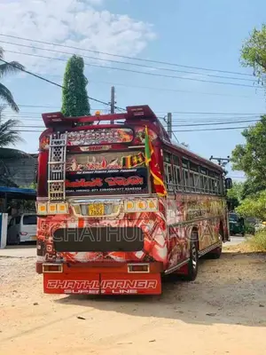 Ashok-Leyland Viking 2010 Bus (Used)