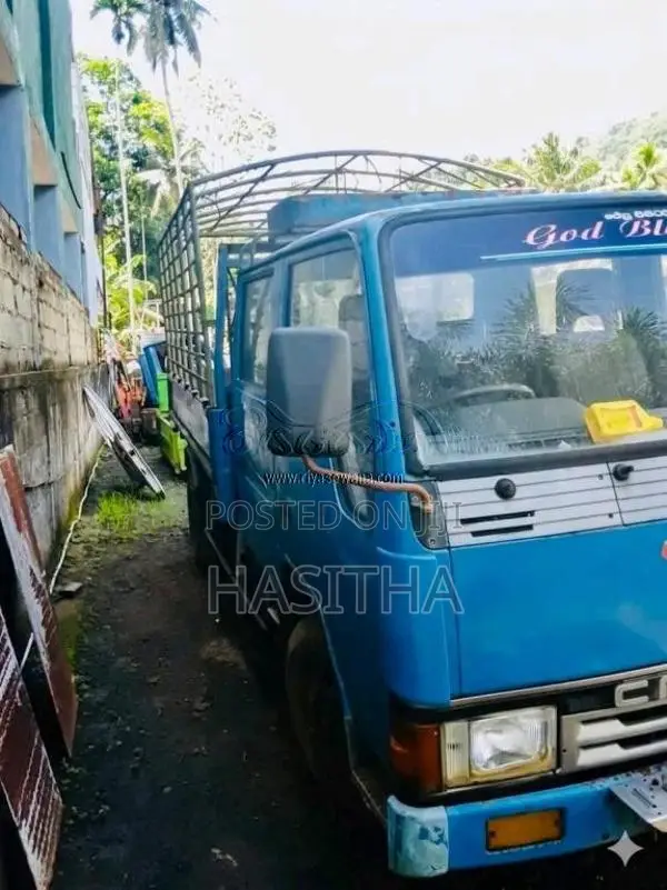 Mitsubishi Canter 1995 Crew Cab (Used)