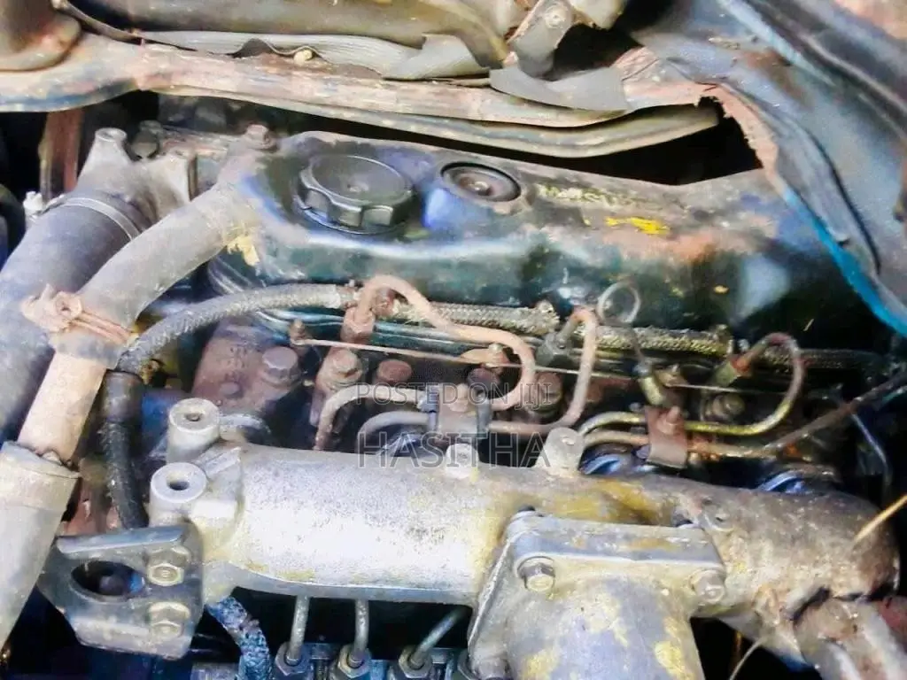 Mitsubishi Canter 1995 Crew Cab (Used)