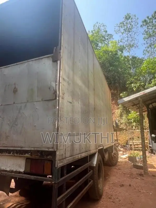 Ashok-Leyland Leyland 1999 Lorry (Used)
