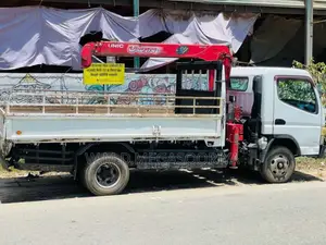 Mitsubishi Boom Truck 2014 Lorry (Used)