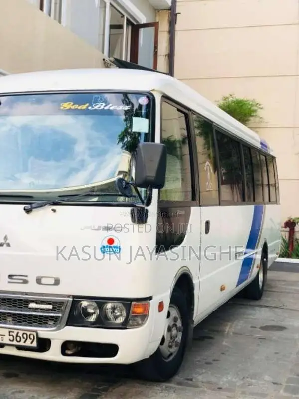 Mitsubishi Fuso 2013 Bus (Used)
