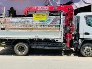 Mitsubishi Boom Truck 2014 Lorry (Used)