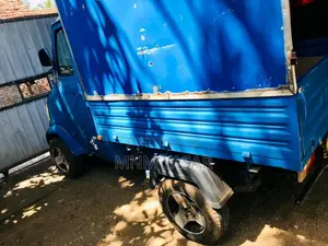 Mahindra Gio 2011 Lorry (Used)