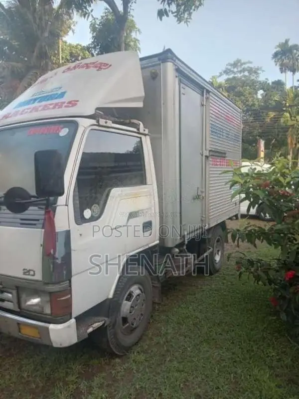 Mitsubishi Canter 1990 Lorry (Used)