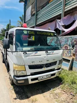 Mitsubishi Boom Truck 2014 Lorry (Used)