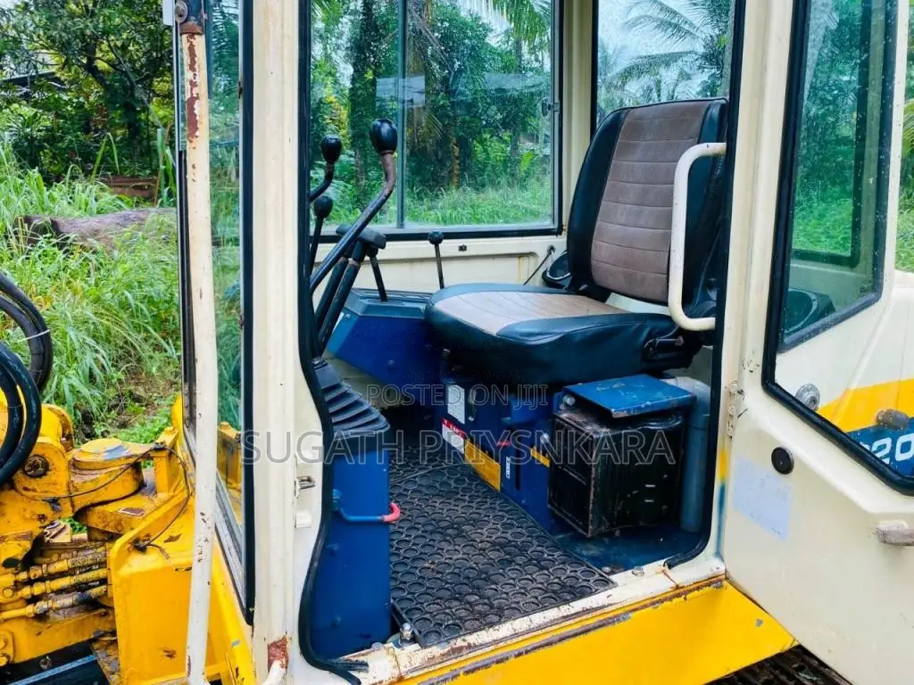 Komatsu Pc 20 6 2021 Heavy-Duty (Used)