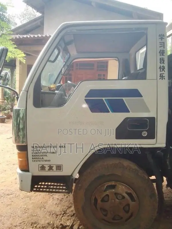 Mitsubishi Canter 1998 Lorry (Used)