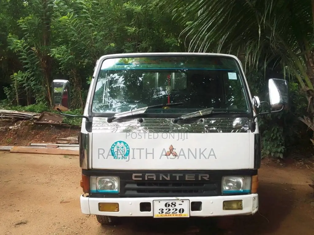 Mitsubishi Canter 1998 Lorry (Used)