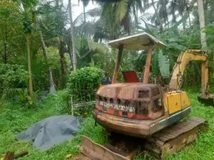 Komatsu D5 30 2000 Heavy-Duty (Used)