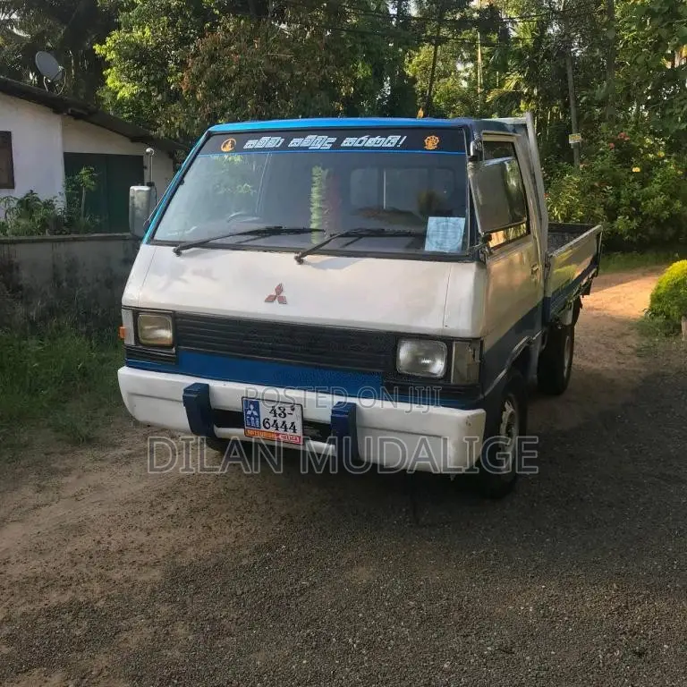 Mitsubishi L300 1982 Lorry (Used)