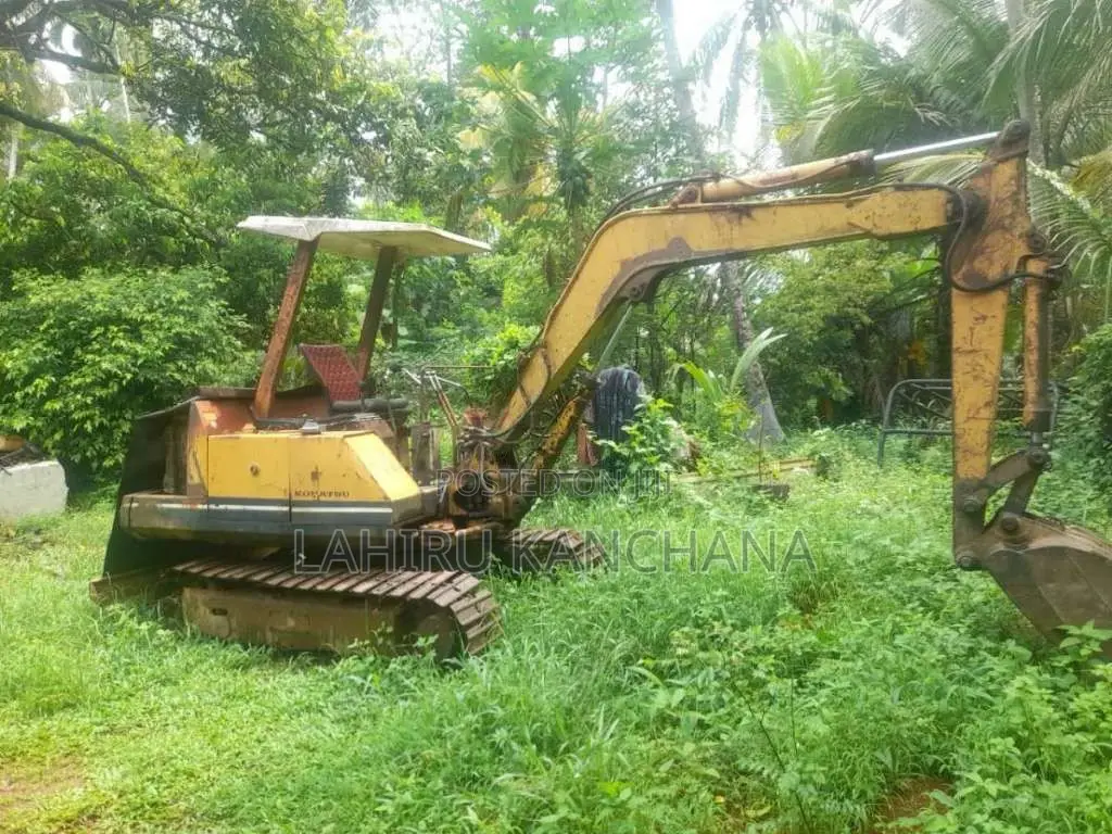 Komatsu D5 30 2000 Heavy-Duty (Used)