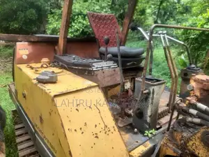 Komatsu D5 30 2000 Heavy-Duty (Used)