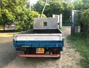 Mitsubishi L300 1982 Lorry (Used)
