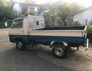 Mitsubishi L300 1982 Lorry (Used)