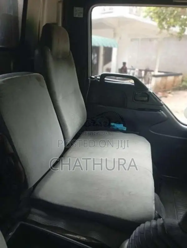 Isuzu ELF 2006 Lorry (Used)