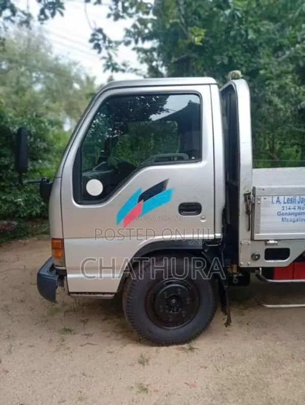 Isuzu ELF 2006 Lorry (Used)
