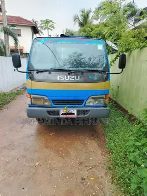 Isuzu ELF 1970 Lorry (Used)