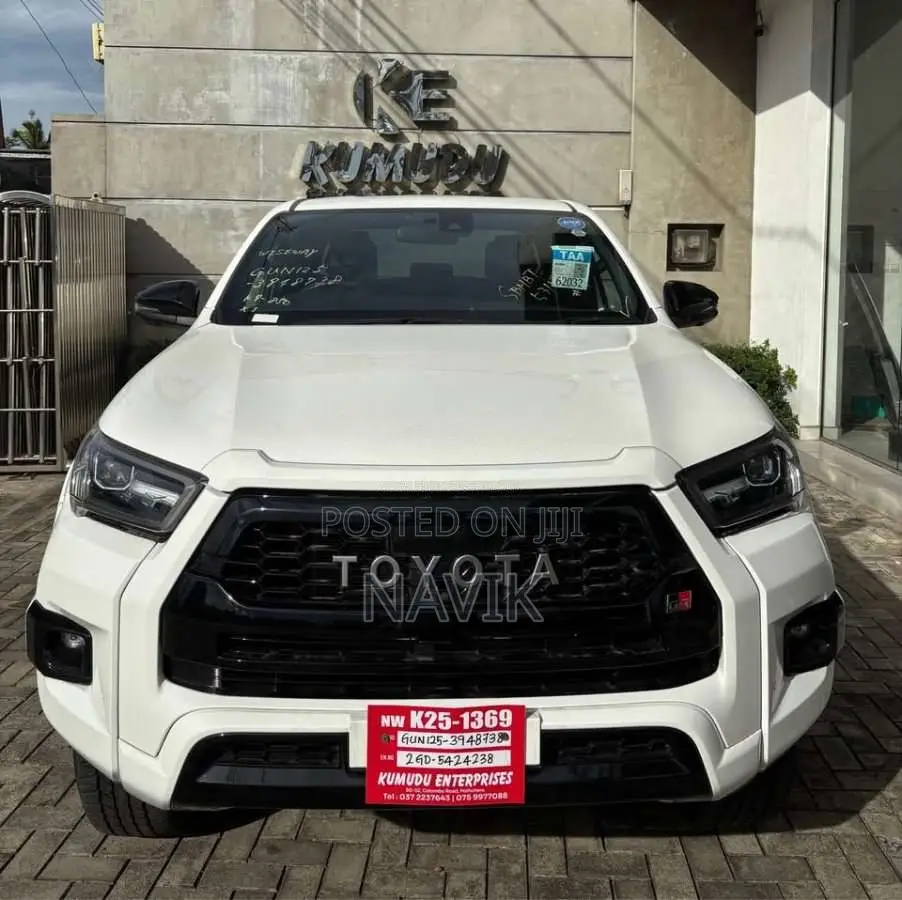 Toyota Hilux GR Sport 2023 Pickup Unregistered (Recondition)