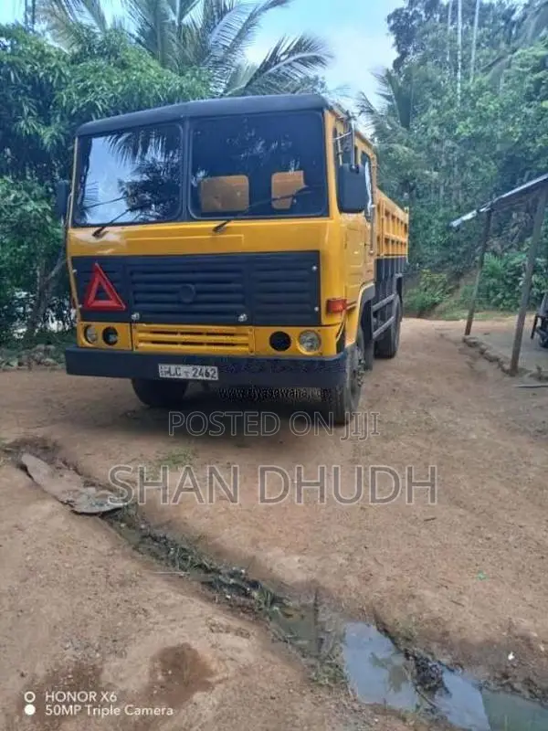 Ashok-Leyland Leyland 2006 Lorry (Used)