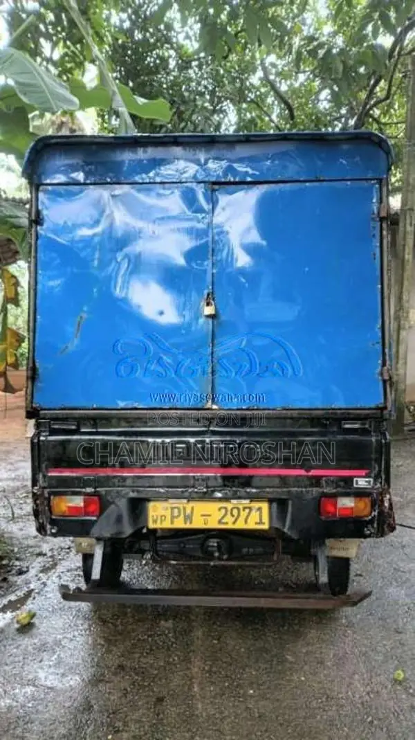Mahindra Maxximo Plus 2013 Lorry (Used)