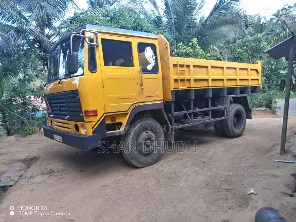 Ashok-Leyland Leyland 2006 Lorry (Used)