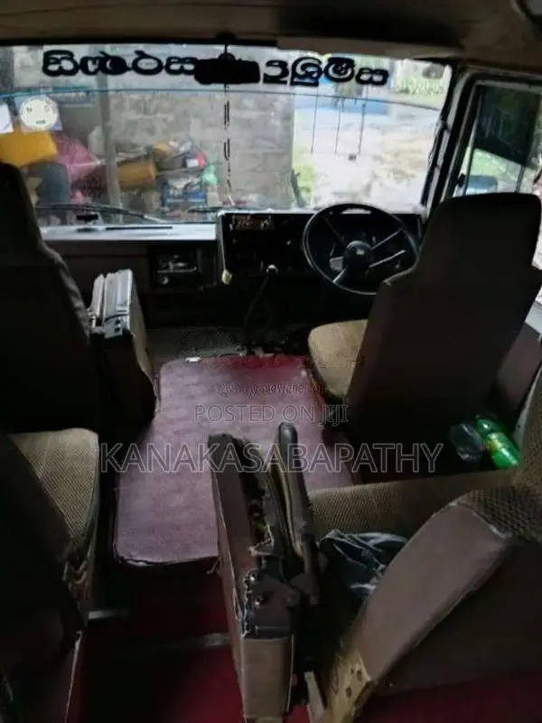 Isuzu Journey 1990 Bus (Used)