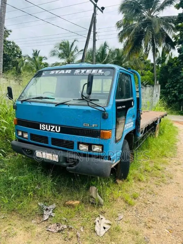 Isuzu ELF 1988 Lorry (Used)