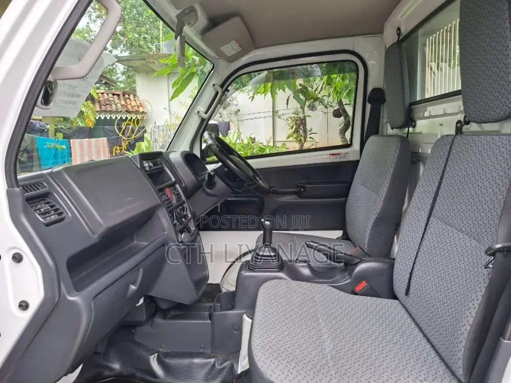 Suzuki Carry 2023 Lorry Unregistered (Recondition)