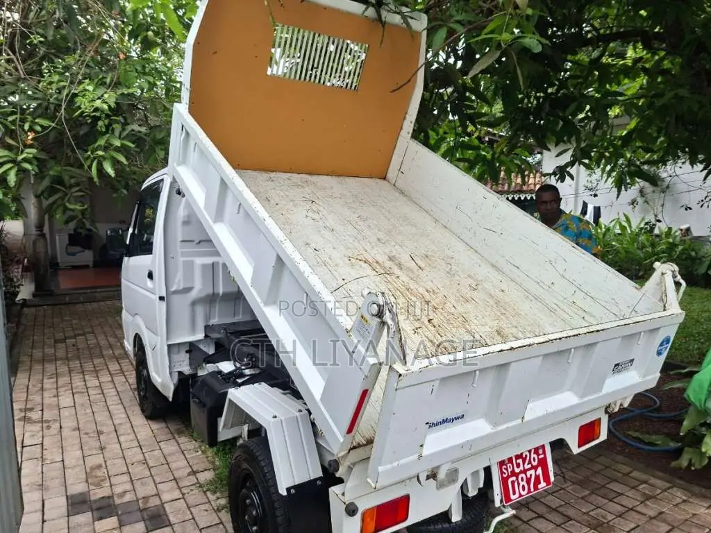 Suzuki Carry 2023 Lorry Unregistered (Recondition)