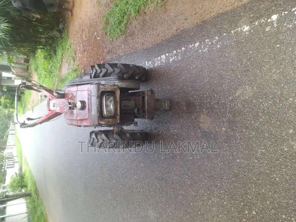Yanmar KD85 2002 Tractor (Used)